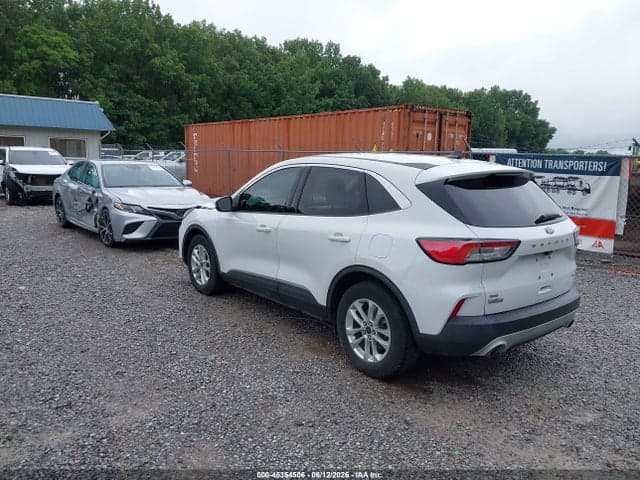 2020 FORD ESCAPE SE 3