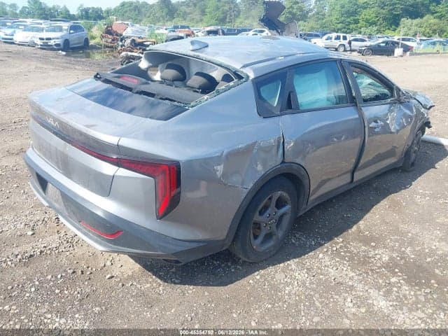 2025 KIA K4 LXS 4