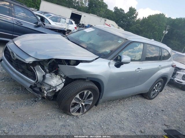 2024 TOYOTA HIGHLANDER XLE 14