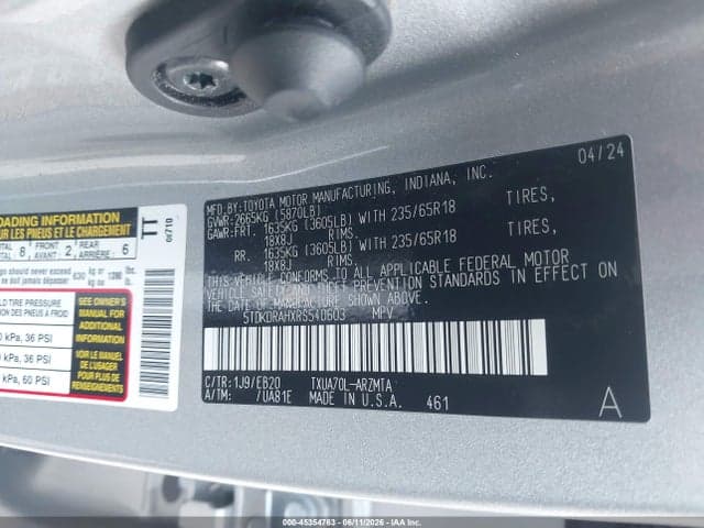 2024 TOYOTA HIGHLANDER XLE 9