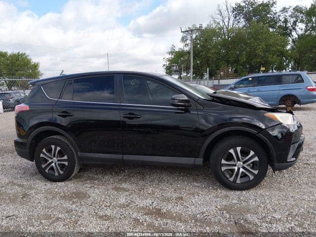 2018 TOYOTA RAV4 LE 11