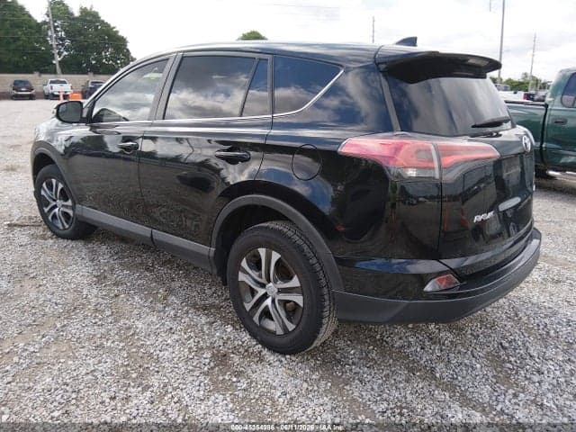 2018 TOYOTA RAV4 LE 3