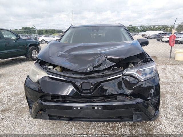 2018 TOYOTA RAV4 LE 10