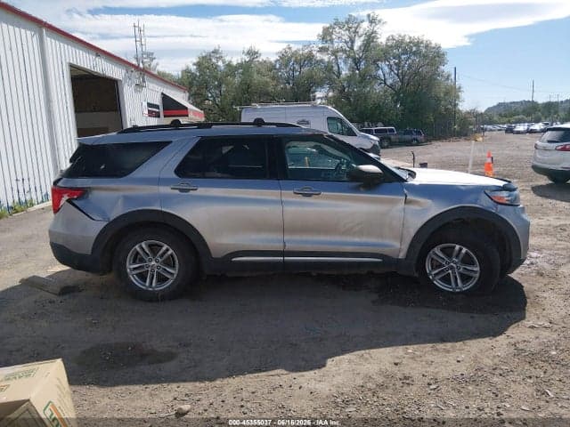 2021 FORD EXPLORER XLT 13