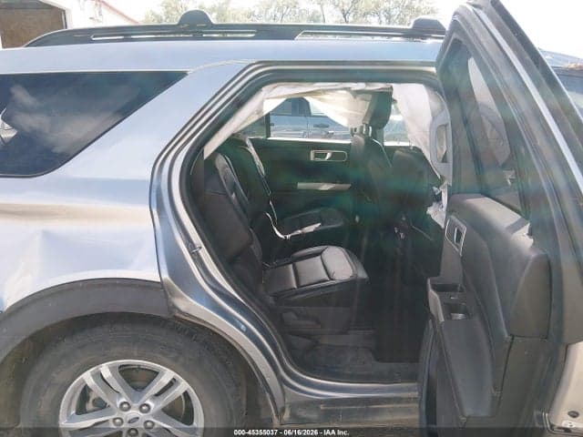 2021 FORD EXPLORER XLT 8