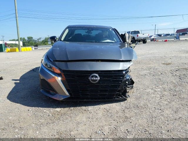 2025 NISSAN ALTIMA SV FWD 13