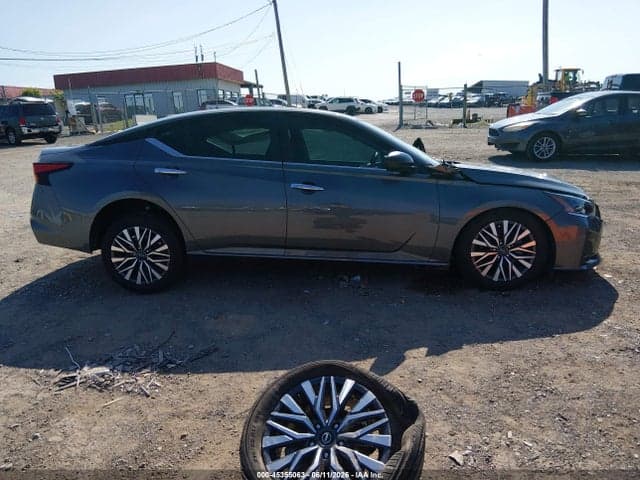 2025 NISSAN ALTIMA SV FWD 14