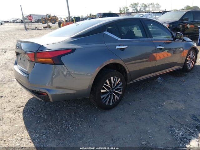 2025 NISSAN ALTIMA SV FWD 4