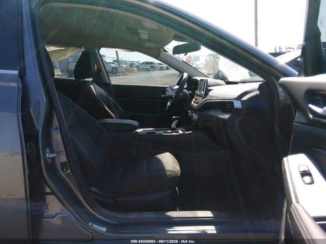 2025 NISSAN ALTIMA SV FWD 5