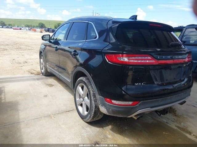 2016 LINCOLN MKC PREMIER 3