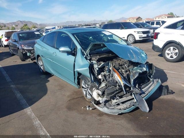 2018 TOYOTA PRIUS THREE 1