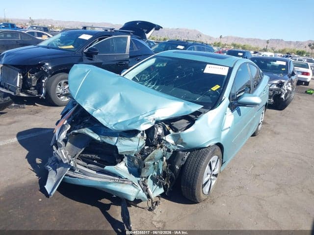 2018 TOYOTA PRIUS THREE 6