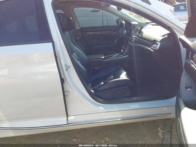 2018 HONDA ACCORD EX 5