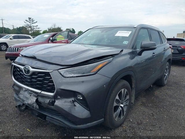 2021 TOYOTA HIGHLANDER XLE 6