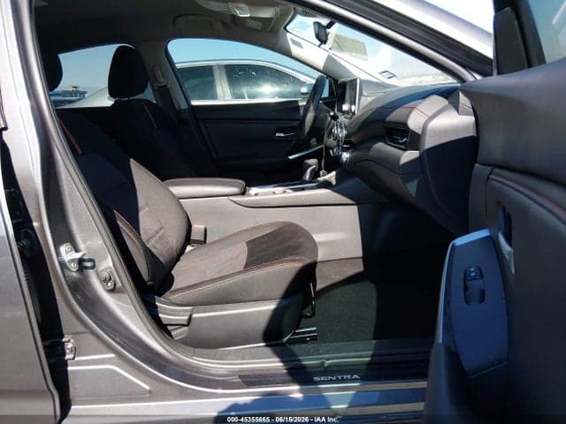 2025 NISSAN SENTRA SR 5