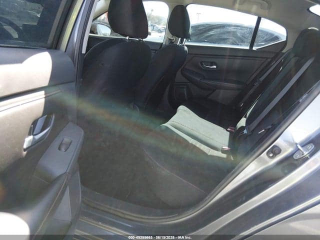 2025 NISSAN SENTRA SR 8