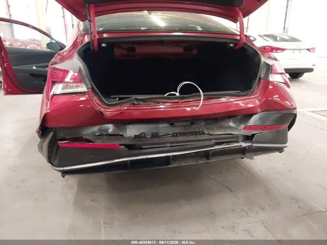2024 HYUNDAI ELANTRA SEL 6