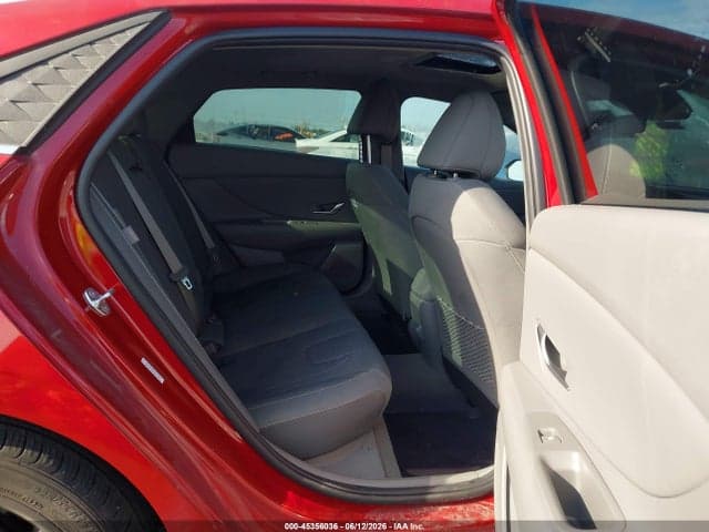 2025 HYUNDAI ELANTRA SEL CONVENIENCE 8