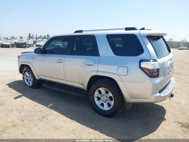 2022 TOYOTA 4RUNNER SR5 3