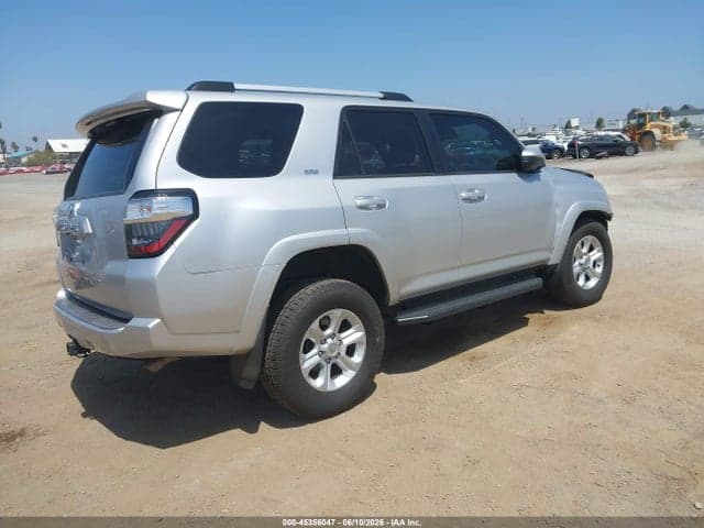 2022 TOYOTA 4RUNNER SR5 4