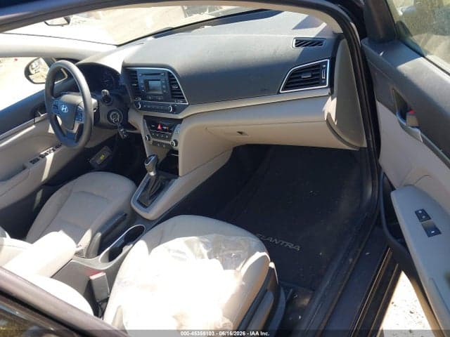 2017 HYUNDAI ELANTRA SE 5