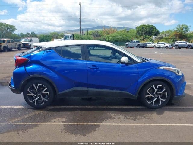 2018 TOYOTA C-HR XLE/XLE PREMIUM 13