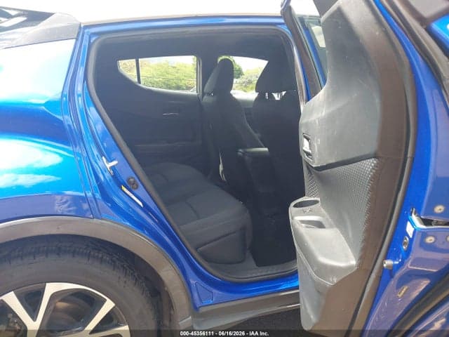 2018 TOYOTA C-HR XLE/XLE PREMIUM 8