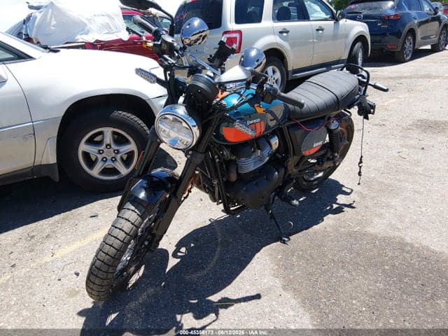 2025 ROYAL ENFIELD MOTORS BEAR 650 2