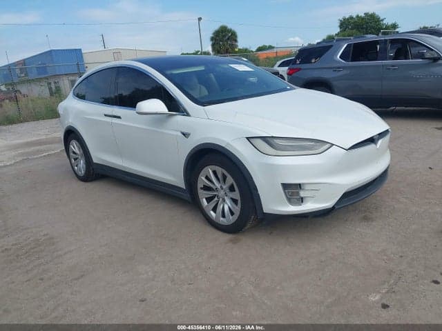 2018 TESLA MODEL X 1