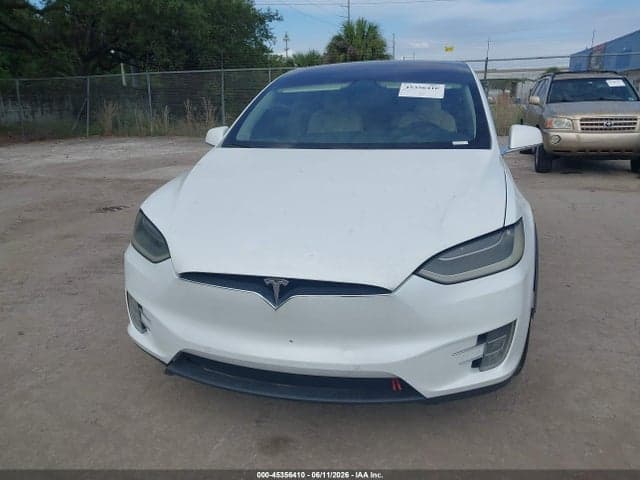 2018 TESLA MODEL X 12