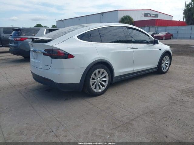 2018 TESLA MODEL X 4