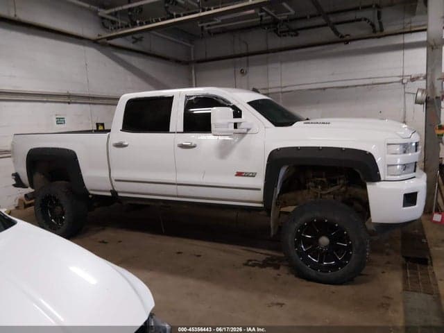 2017 CHEVROLET SILVERADO 2500HD LT 16