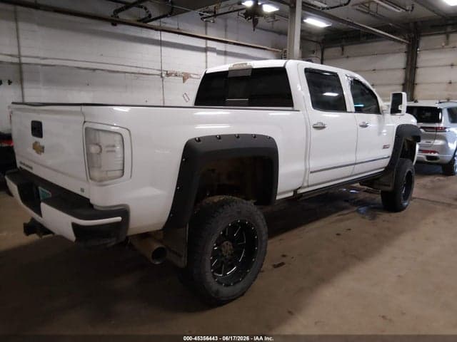 2017 CHEVROLET SILVERADO 2500HD LT 4