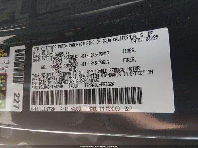 2025 TOYOTA TACOMA SR5 9