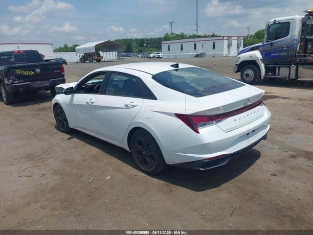 2023 HYUNDAI ELANTRA SEL 3