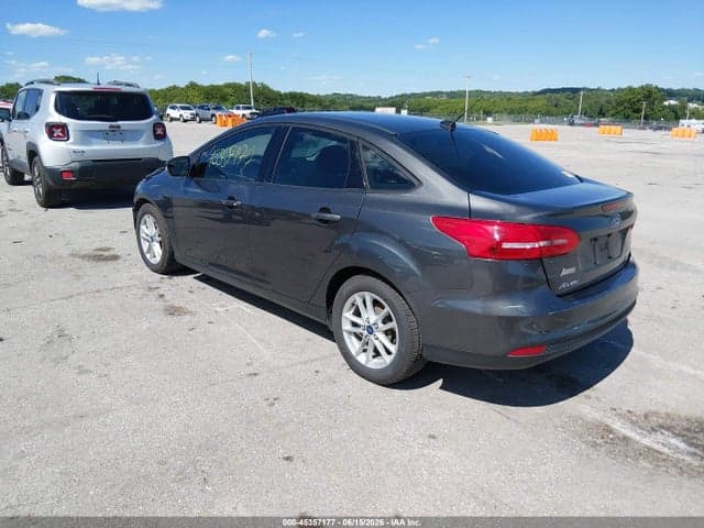 2017 FORD FOCUS SE 3