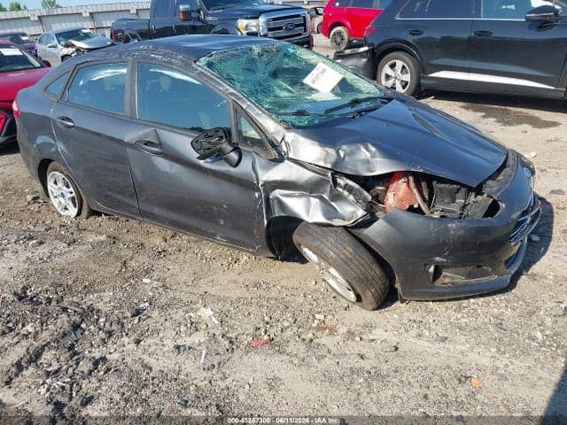 2017 FORD FIESTA SE 1