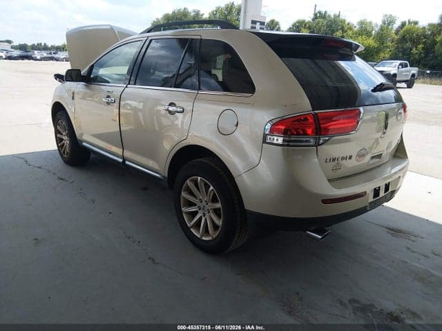 2011 LINCOLN MKX 3