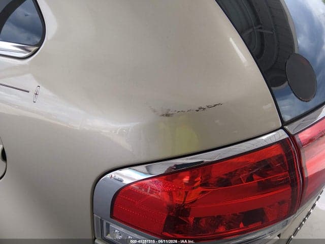 2011 LINCOLN MKX 6