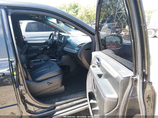 2017 DODGE GRAND CARAVAN GT 5
