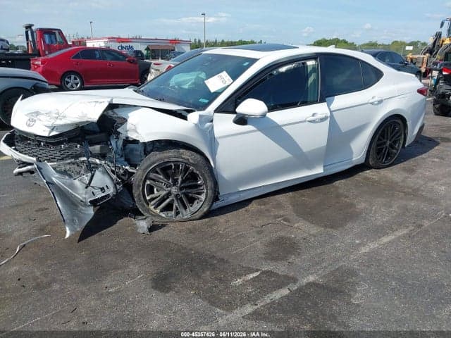 2025 TOYOTA CAMRY SE 2