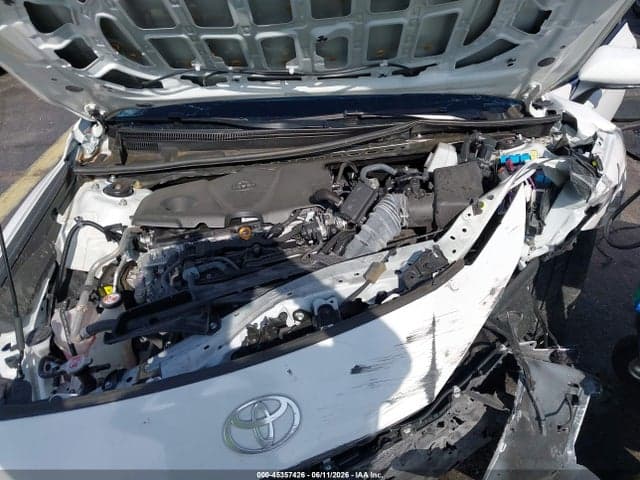 2025 TOYOTA CAMRY SE 10