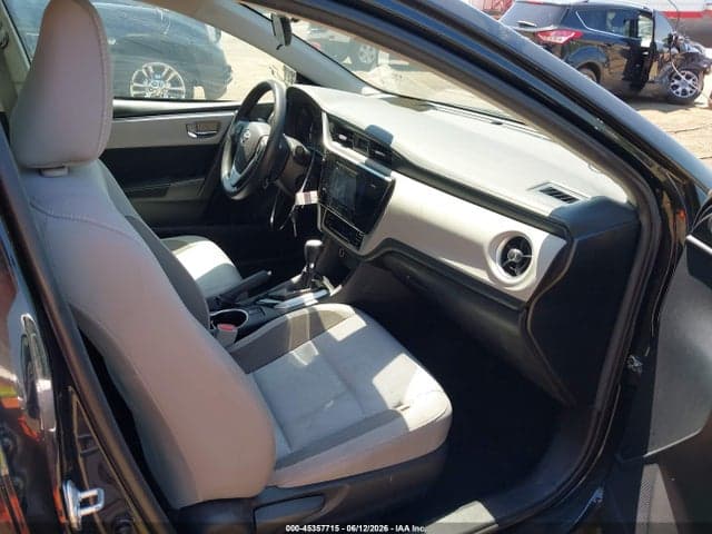 2017 TOYOTA COROLLA LE 5