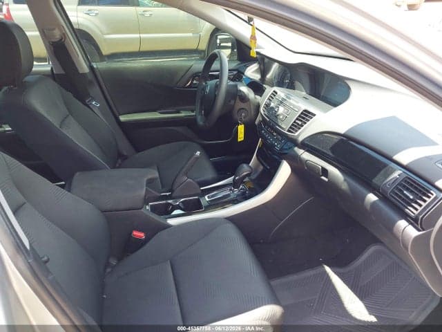 2017 HONDA ACCORD LX 5
