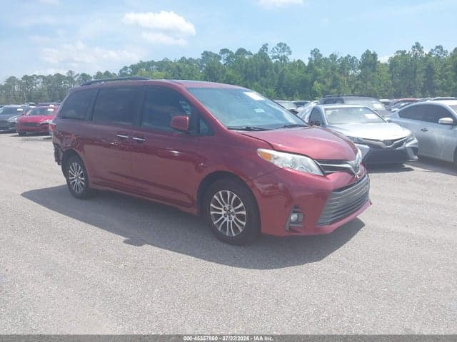 2018 TOYOTA SIENNA XLE 8 PASSENGER - 1