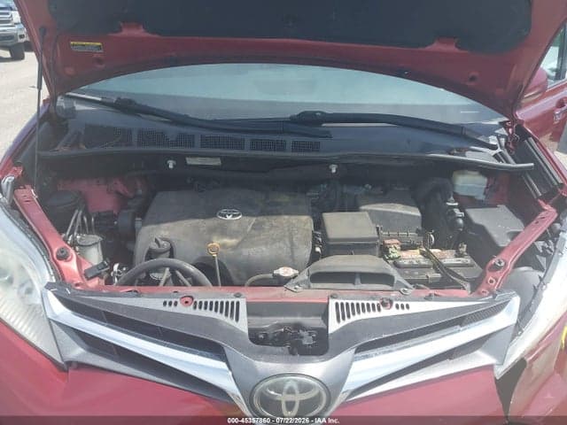 2018 TOYOTA SIENNA XLE 8 PASSENGER 10