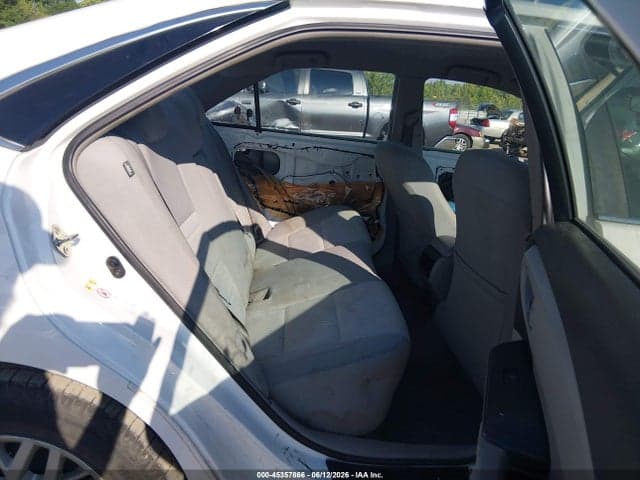 2017 TOYOTA CAMRY LE 8