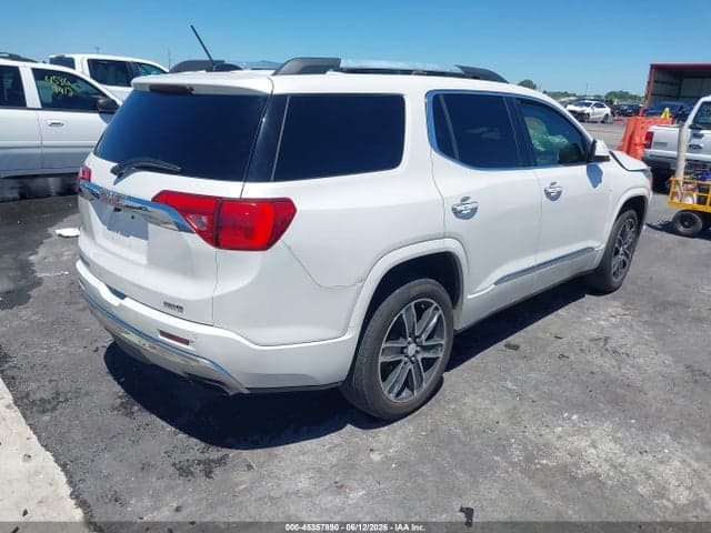 2017 GMC ACADIA DENALI 4