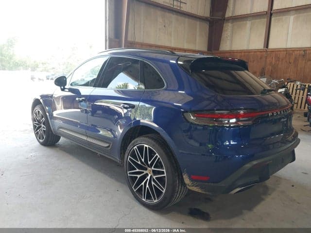 2026 PORSCHE MACAN T 3