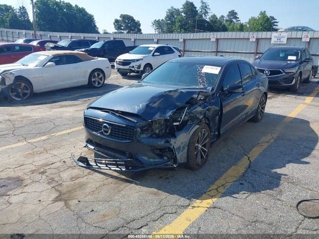 2022 VOLVO S60 B5 2
